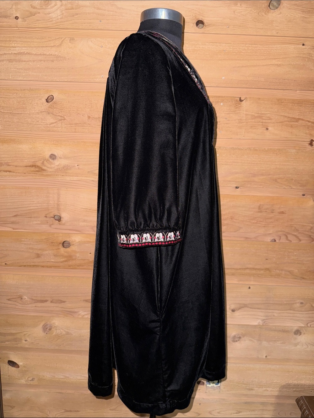 Black Velvet Boho Dress with Red & White Embroidery pockets size EU34 : US 2/4 - Picture 4 of 15